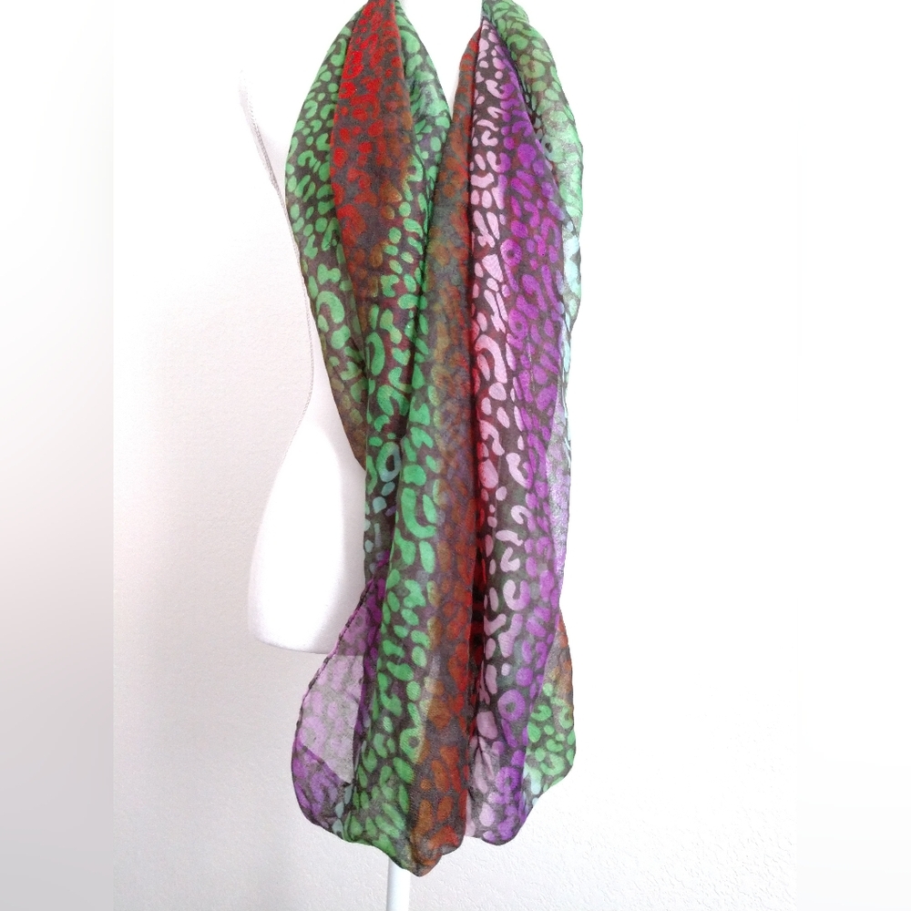 Multicolored Rainbow Abstract Animal Print Infinity Scarf Circle Loop Berytos - Picture 3 of 4